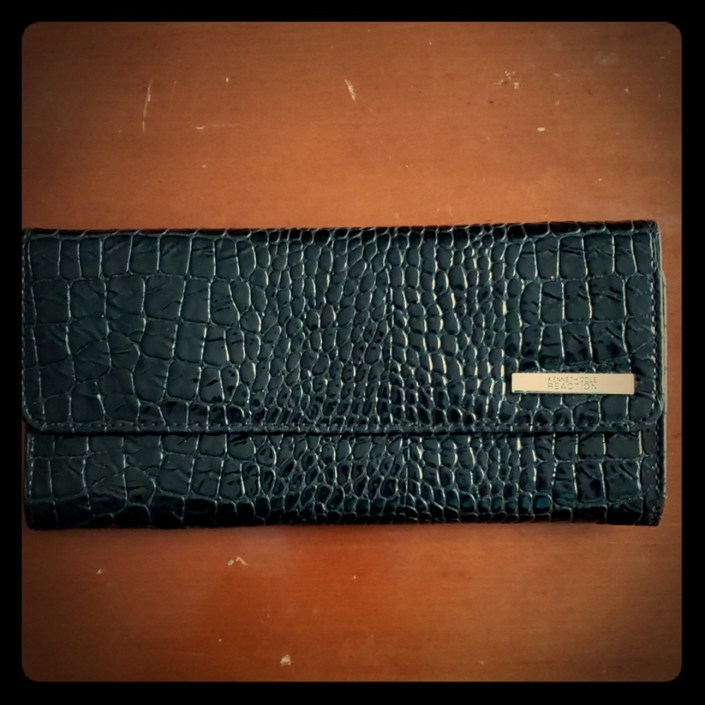Kenneth Cole REACTION Wallet